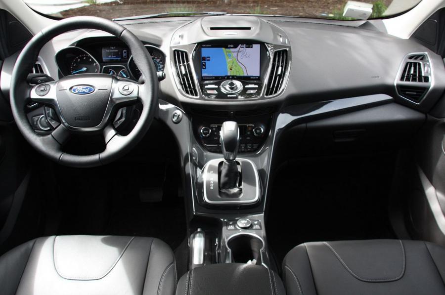  Ford Escape 2013 года  (фото 70 из 222)